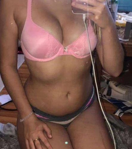 Salope qui nude sur Snapchat